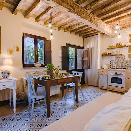 Apartment Maison Violapo Al Castello Monte Antico